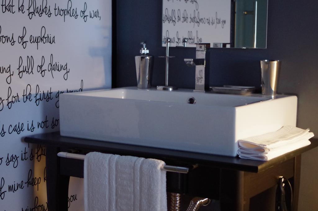 Hotel Apartamentos Rock Star Taboadela Номер фото